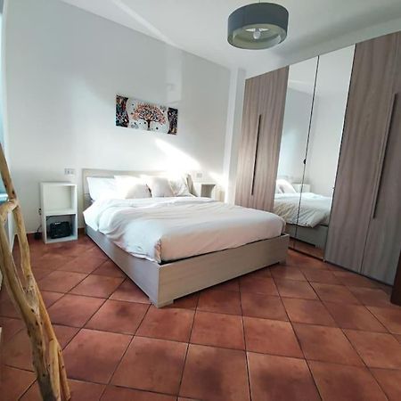 Sanmartino67 Apartment Abbiategrasso Bagian luar foto