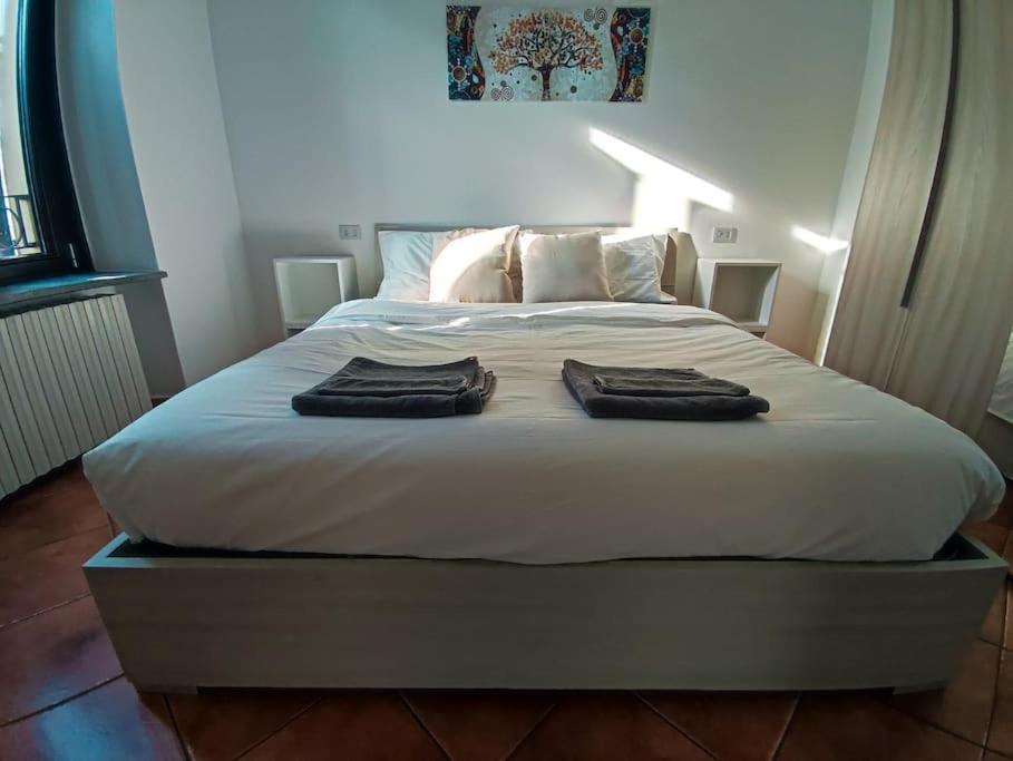Sanmartino67 Apartment Abbiategrasso Bagian luar foto